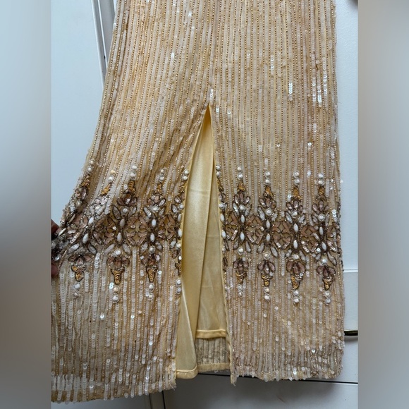 Mac Duggal 5576 Peach Embellished Long Sleeve High Neck Column Dress Size 10 - Picture 16 of 17